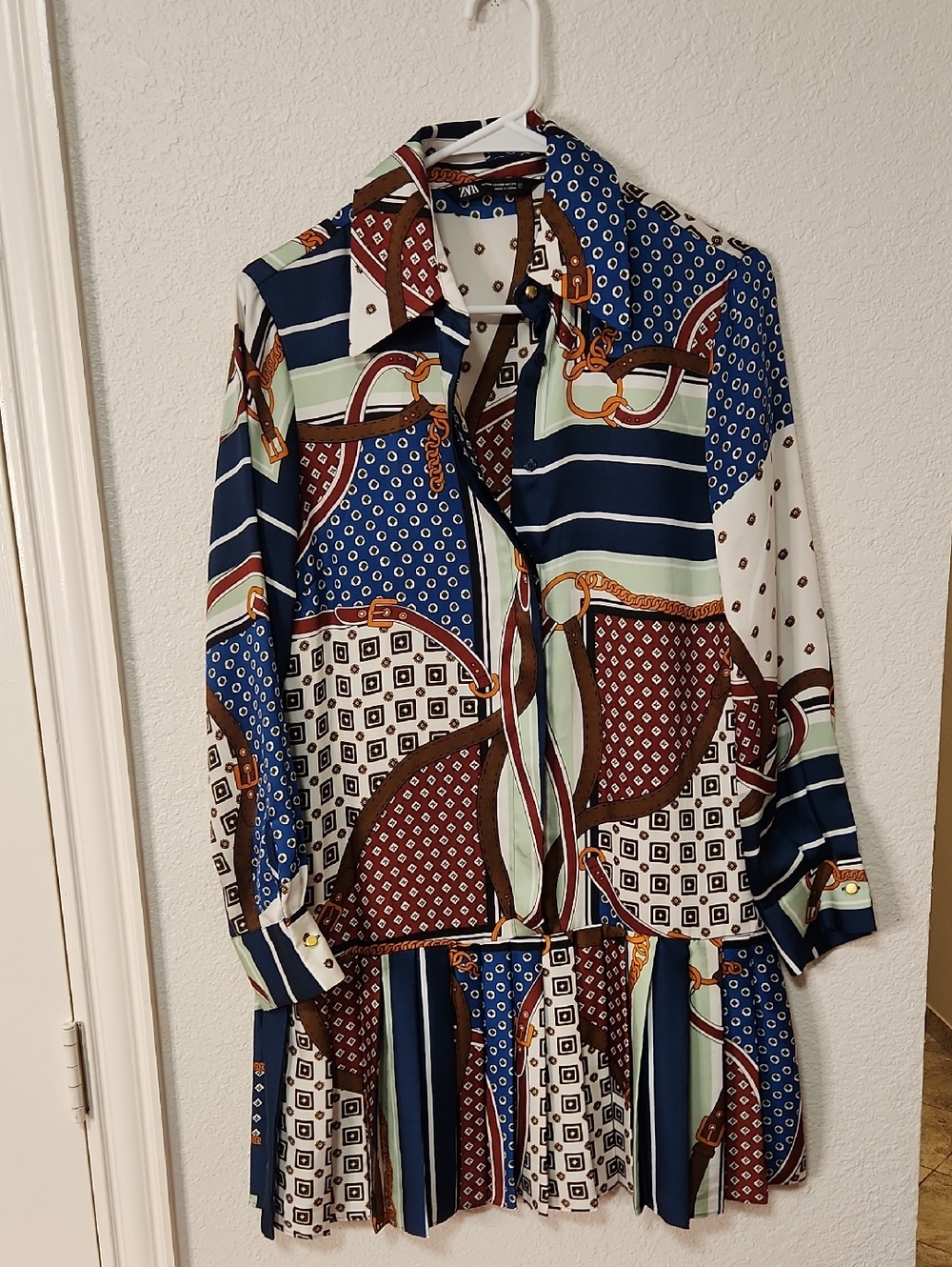Zara Silky Geometric Pleated Shirt Dress - Picture 2 of 6